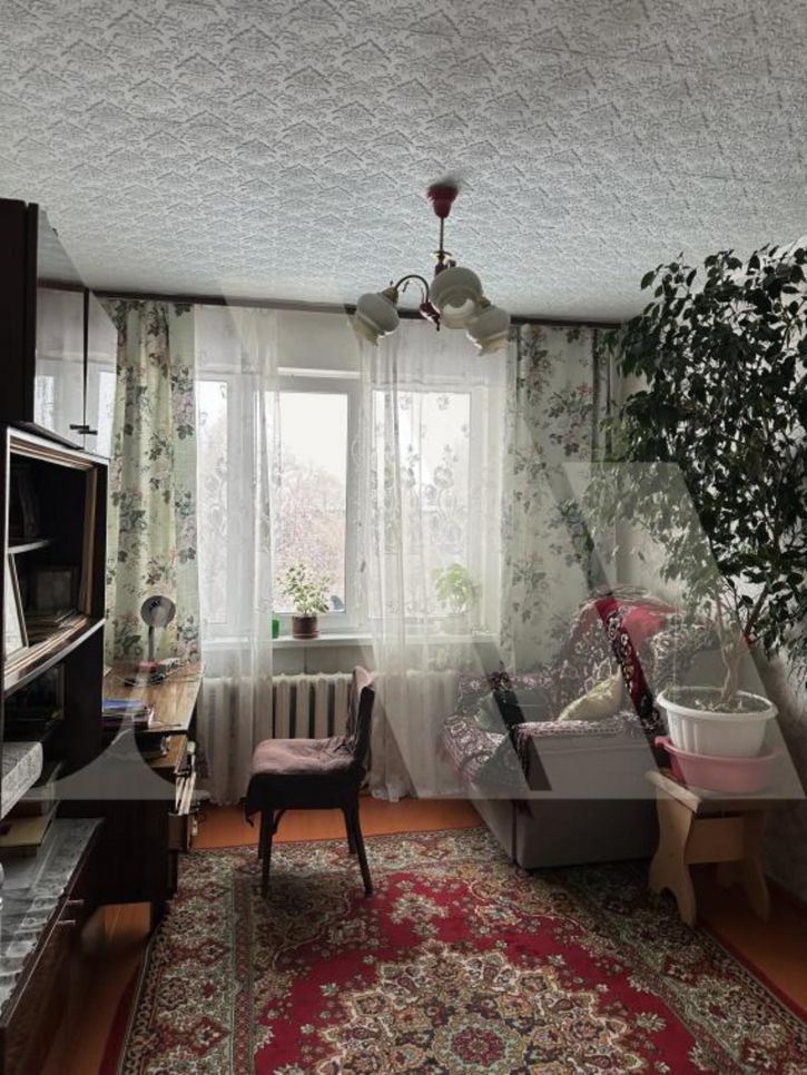 4-комн квартира Маяковского, 32