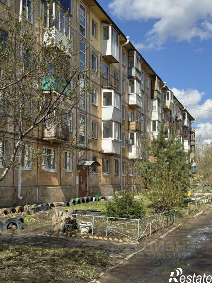 3-комн квартира Нефтезаводская улица, 38,  д. 38