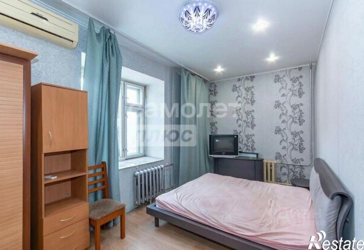 3-комн квартира 7-я Северная улица, 369,  д. 369