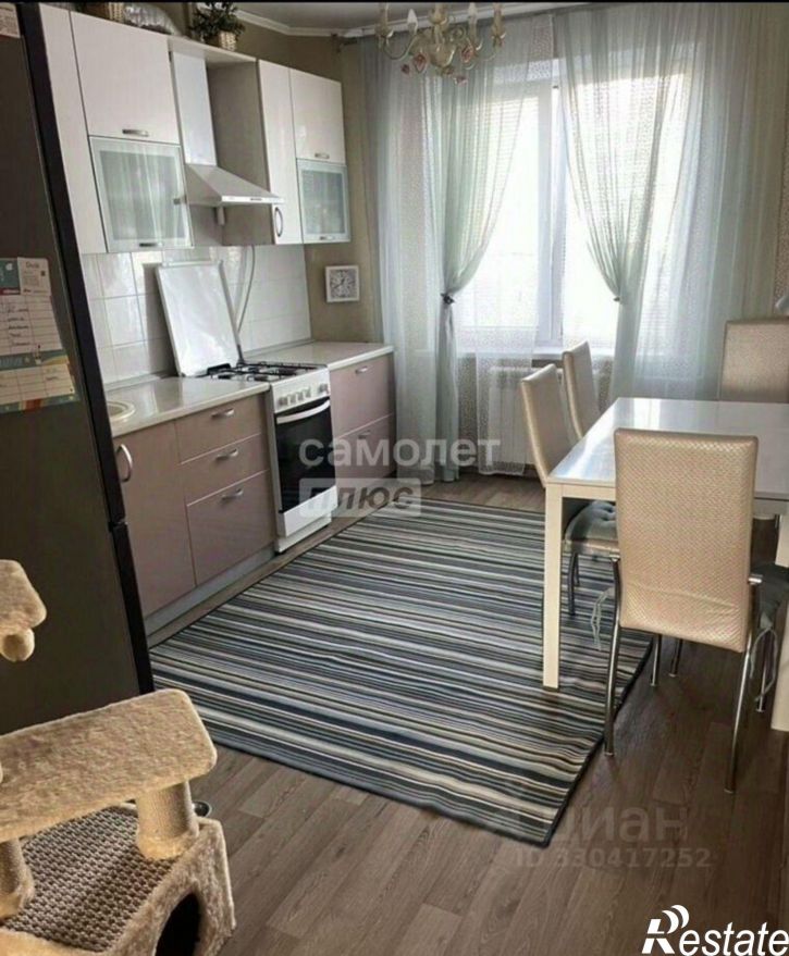 3-комн квартира улица Степанца, 8Б,  д. 8Б