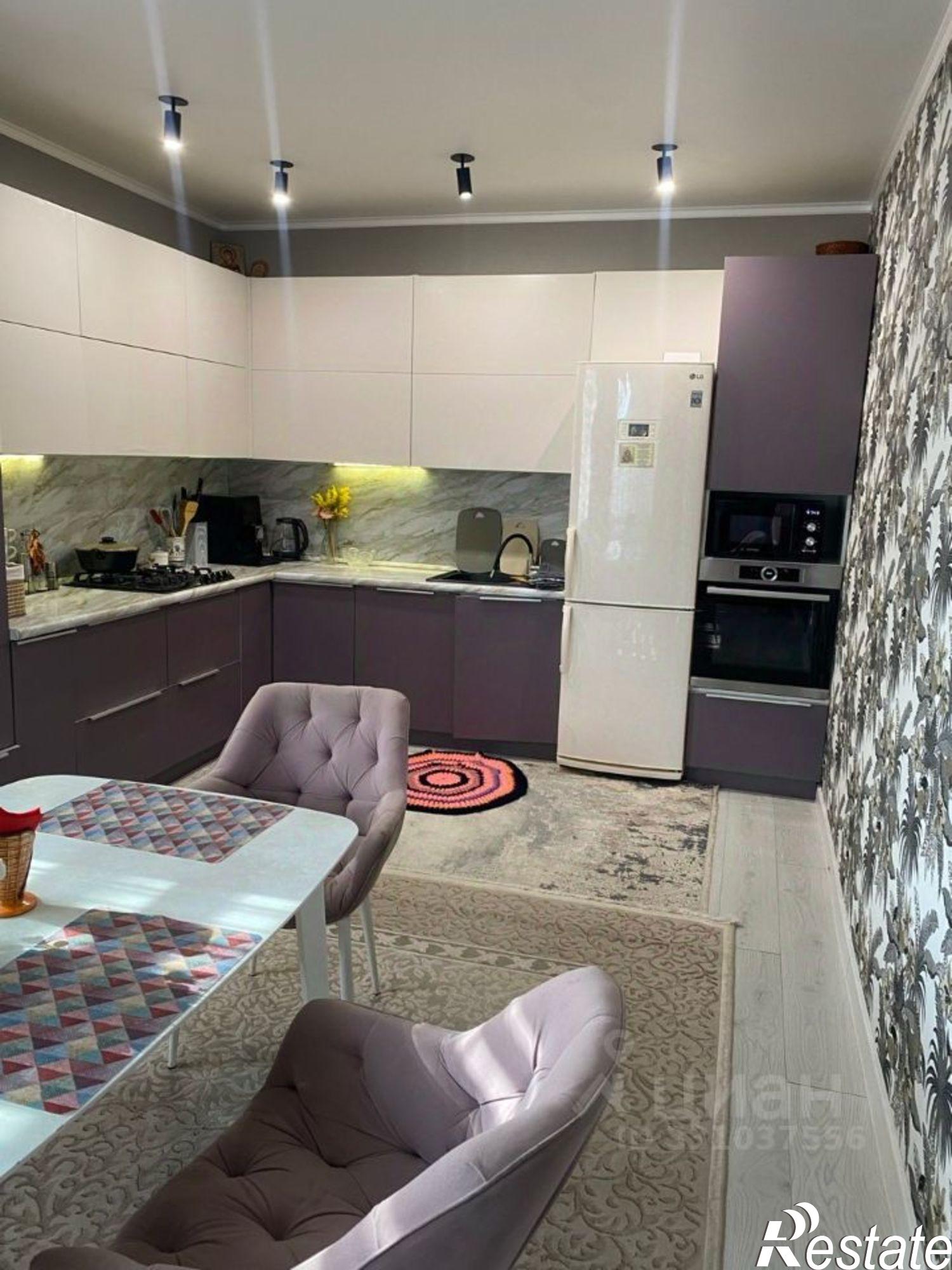 Купить дачу, дом, коттедж за 12 000 000 рублей на Тюкалинск