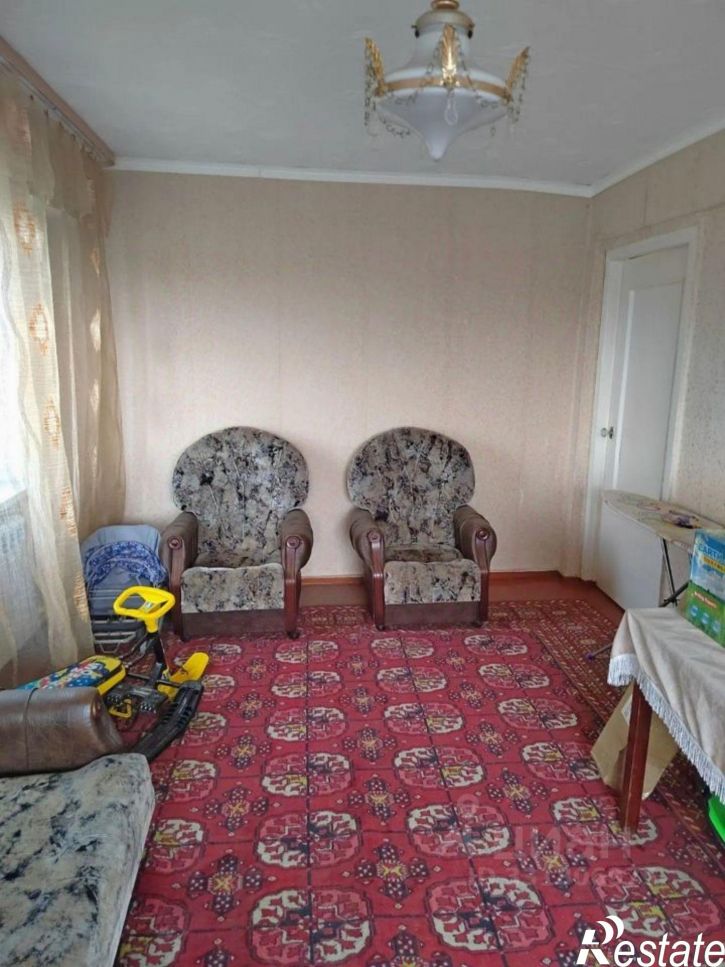 4-комн квартира ул Конституции, 10,  д. 10