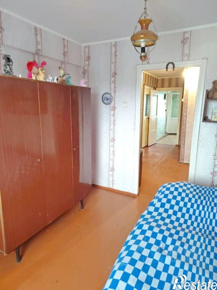 4-комн квартира ул Конституции, 10,  д. 10