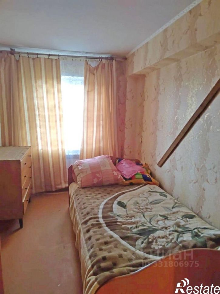 4-комн квартира ул Конституции, 10,  д. 10