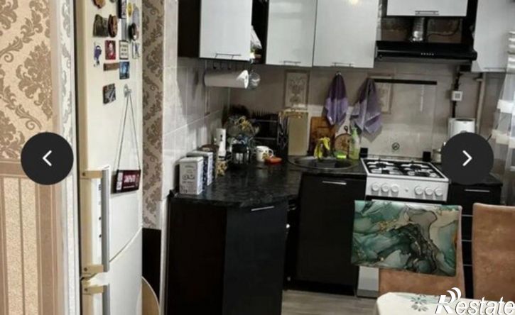 3-комн квартира Омск, микрорайон Городок Нефтяников, улица Андрианова, 38