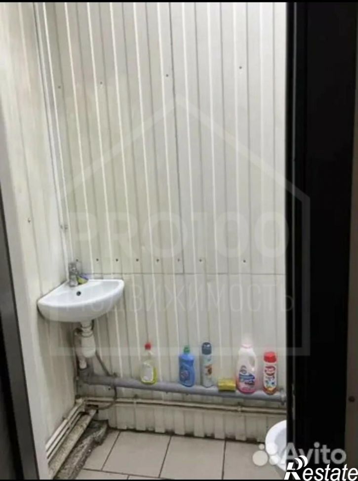 Торговое помещение Карбышева улица,24