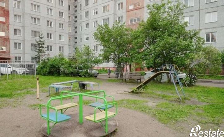 4-комн квартира Омск, микрорайон Заозёрный, проспект Менделеева, 37