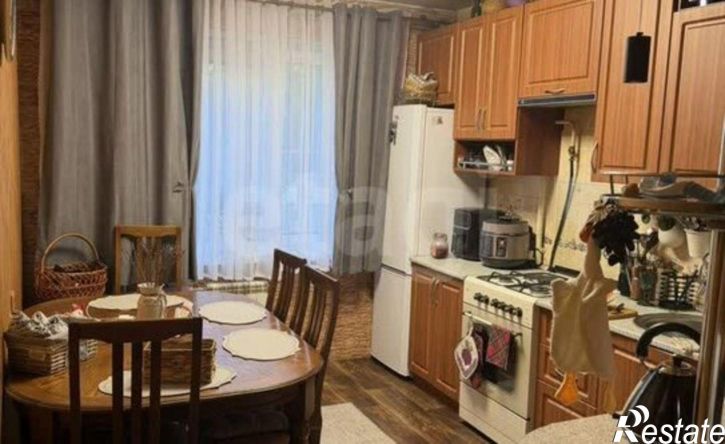 3-комн квартира Омск, микрорайон Заозёрный, проспект Менделеева, 21/1