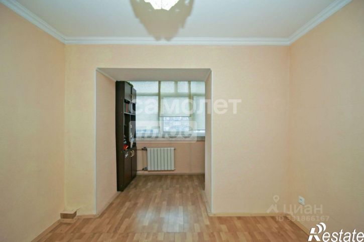 3-комн квартира Омск г., Центральный, Орджоникидзе ул.