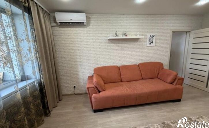 1-комн квартира Омск, улица Завертяева, 20к1