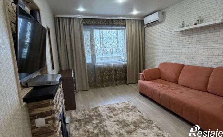 1-комн квартира Омск, улица Завертяева, 20к1