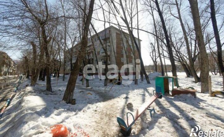 2-комн квартира Омск, микрорайон Заозёрный, улица Бархатовой, 3Б