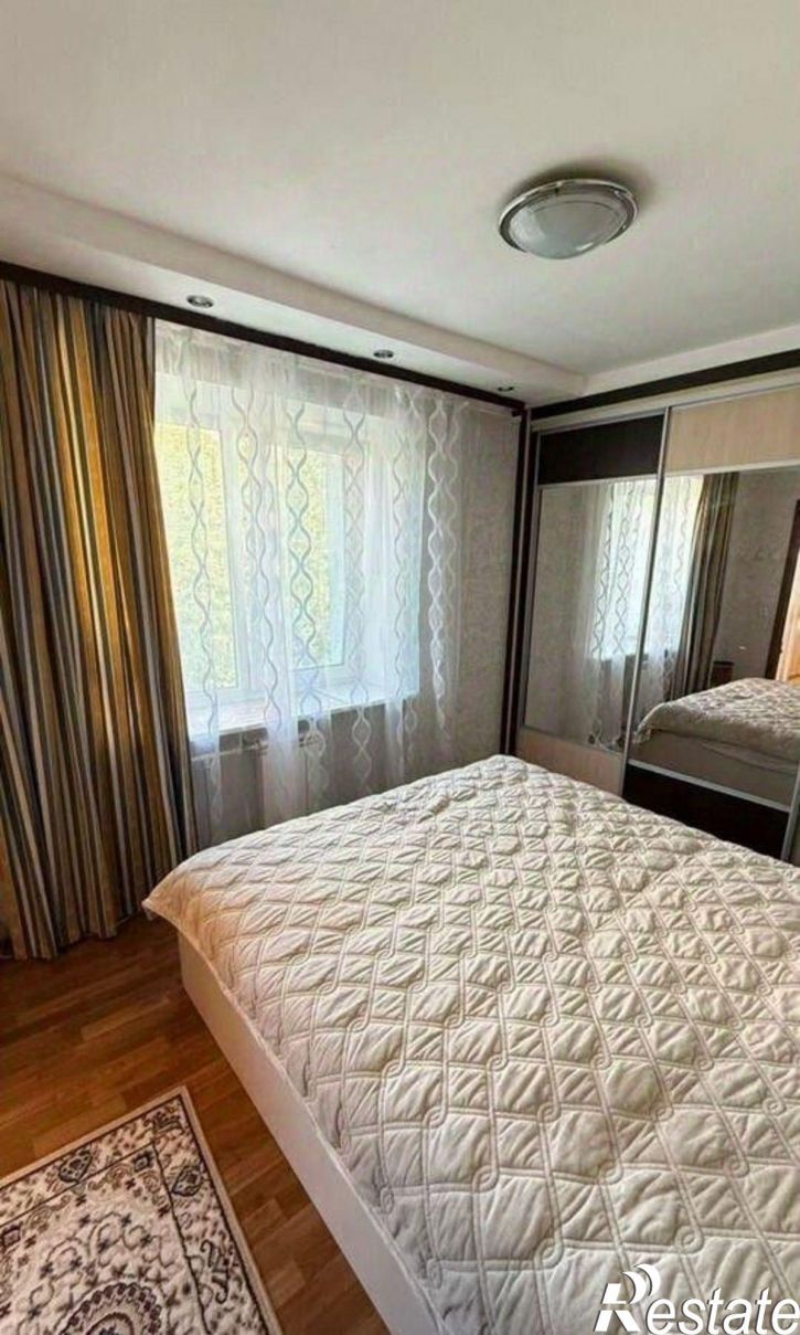 3-комн квартира ул Серова, 26,  д. 26