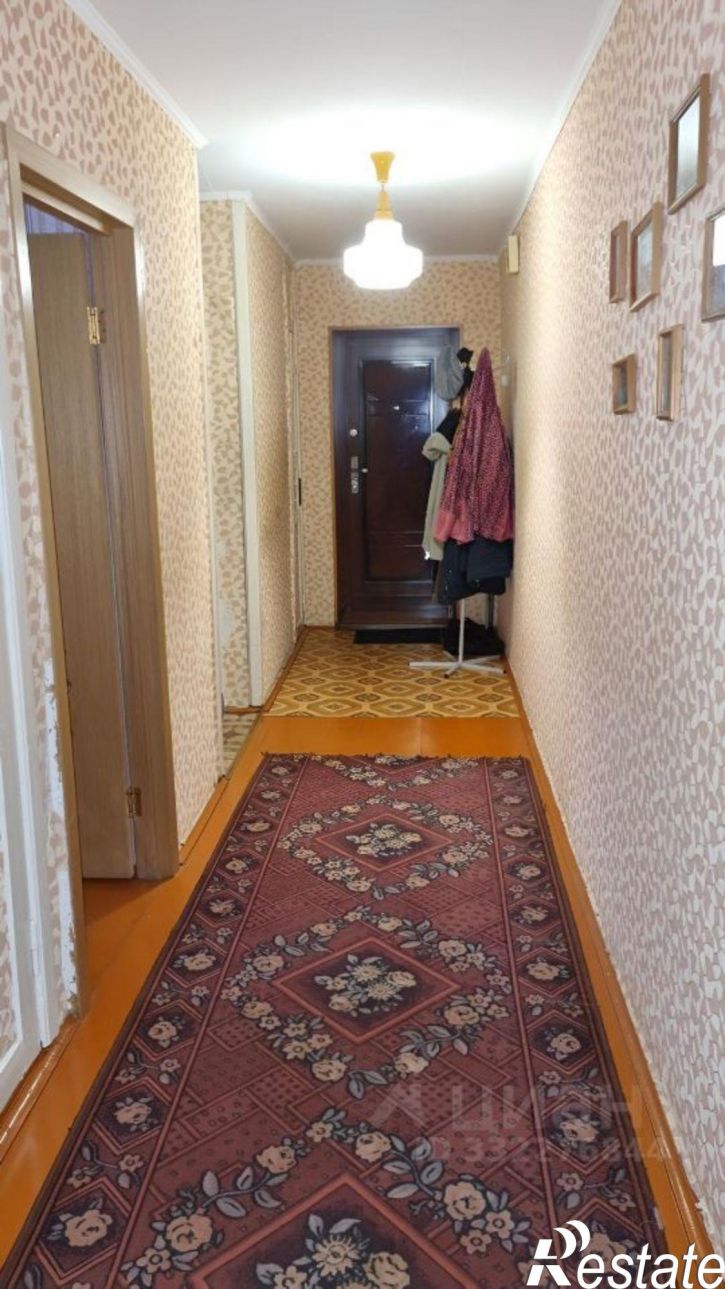 3-комн квартира Исилькуль, Первомайская улица