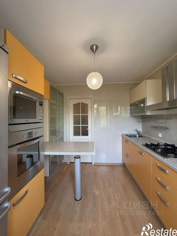 3-комн квартира Омск, Харьковская улица, 17