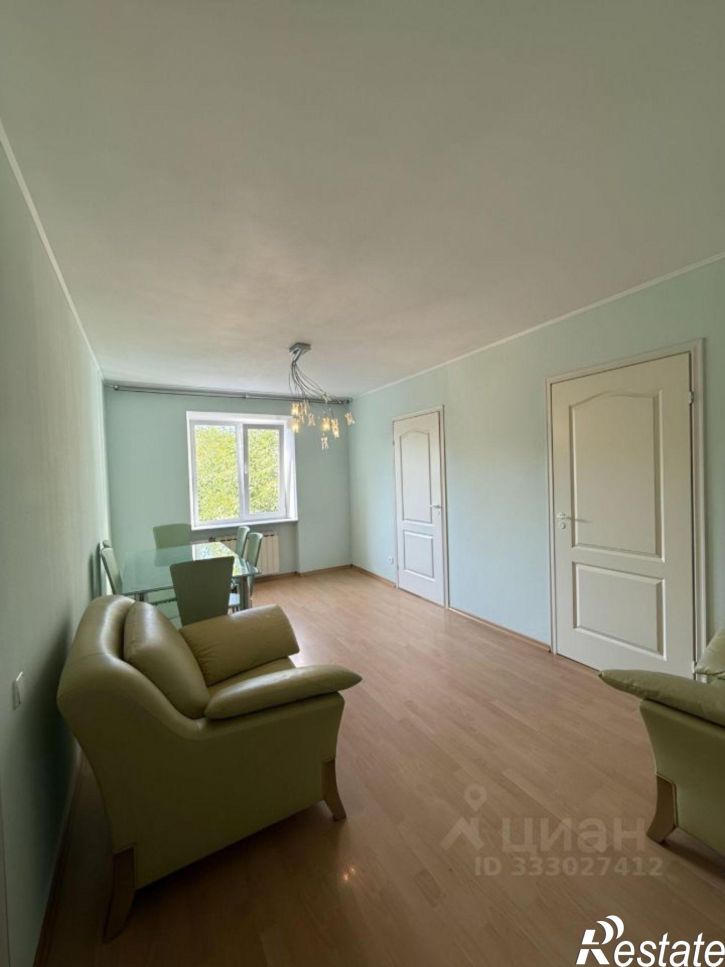 3-комн квартира Омск, Харьковская улица, 17