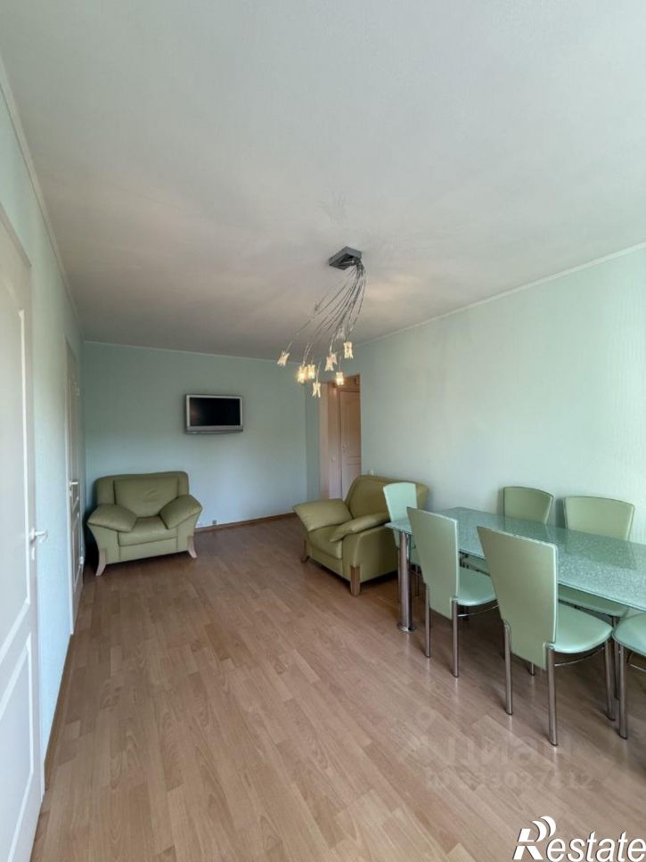 3-комн квартира Омск, Харьковская улица, 17
