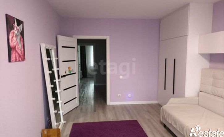 3-комн квартира Омск, 1-й Амурский проезд, 3к2