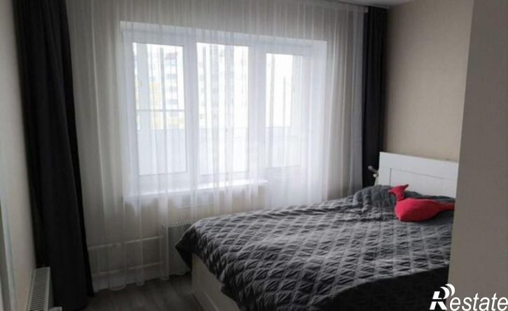 3-комн квартира Омск, 1-й Амурский проезд, 3к2