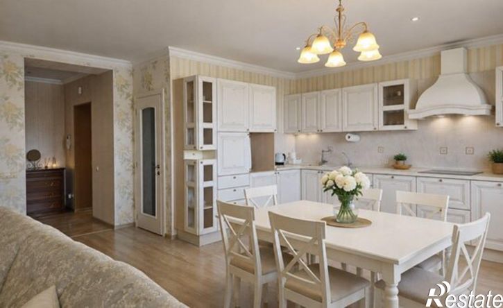 4-комн квартира Омск, 27-я Северная улица, 44/2
