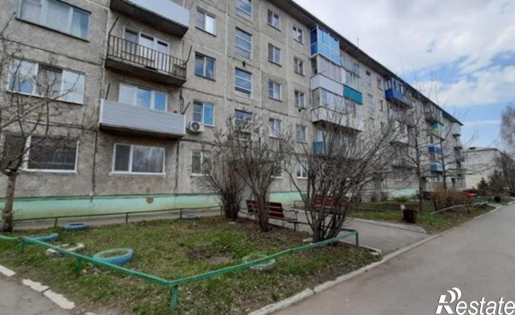 2-комн квартира Калачинск, улица Черепова, 58