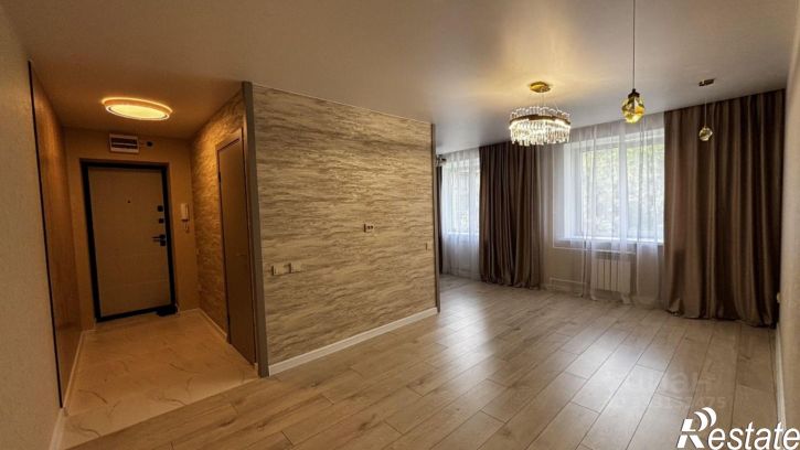 3-комн квартира Омск, улица 75-й Гвардейской Бригады, 16А