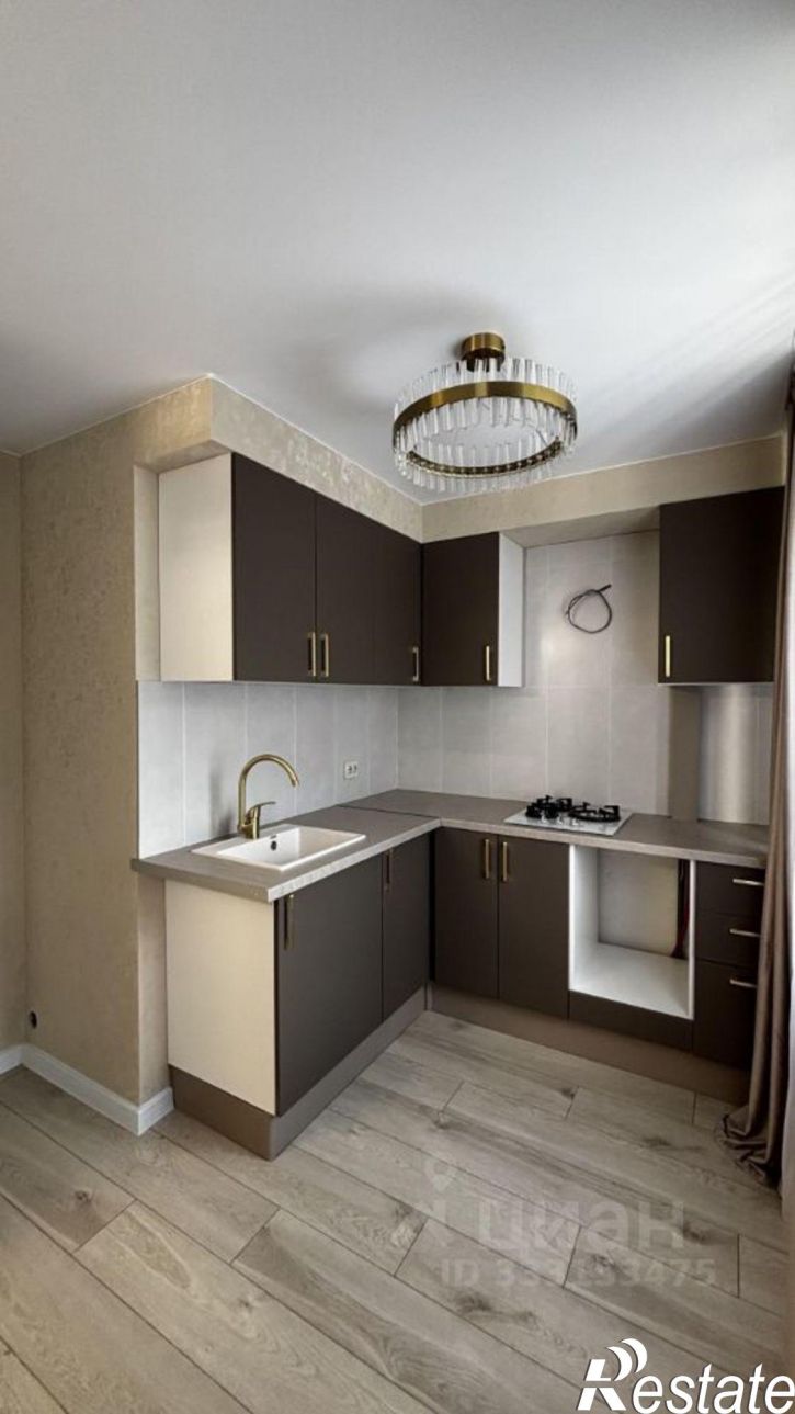3-комн квартира Омск, улица 75-й Гвардейской Бригады, 16А