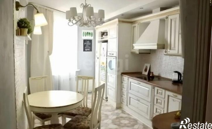 3-комн квартира Омск, бульвар Архитекторов, 4/1