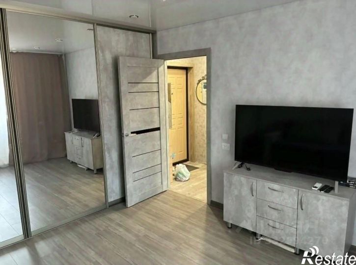 1-комн квартира Школьный б-р, 4,  д. 4