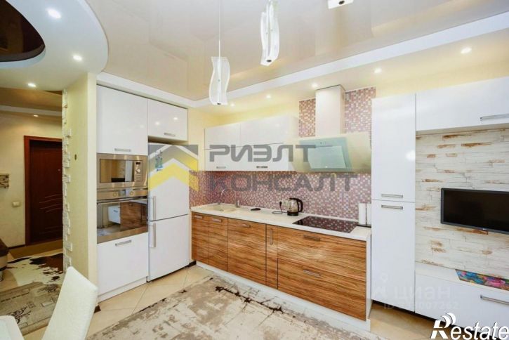 2-комн квартира Омск, проспект Космический, д.16А, к.2
