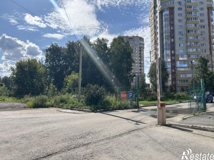 Гараж/парковка Омск, улица Ватутина, 22к1