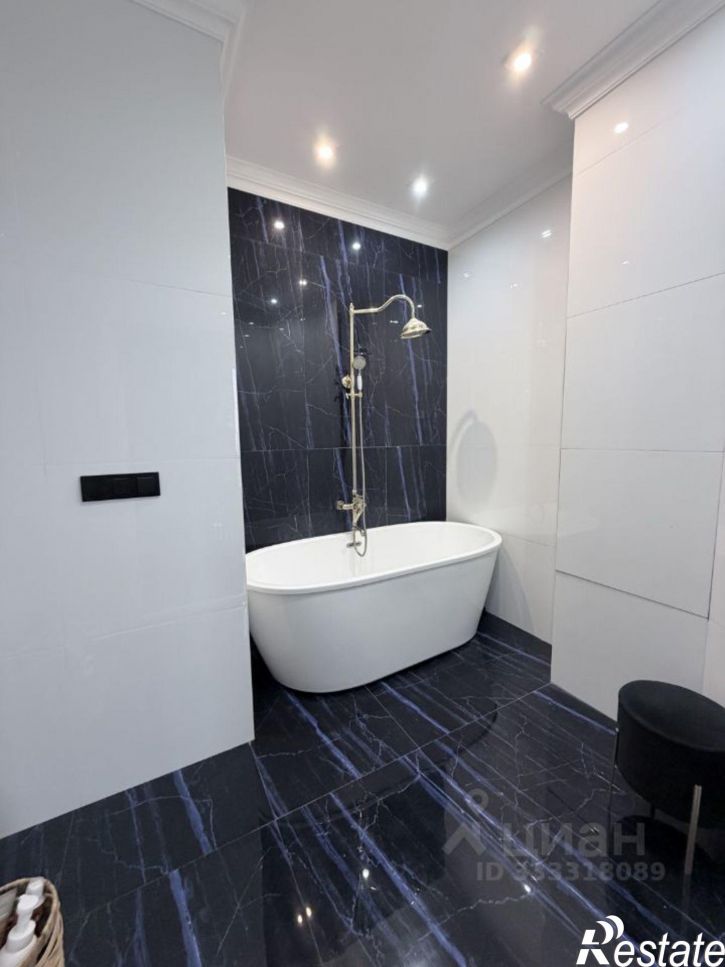 3-комн квартира Омск, улица Масленникова, 58