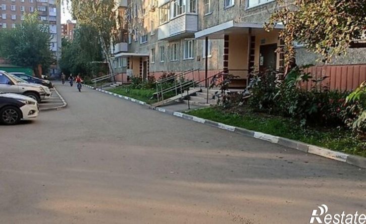 3-комн квартира Омск, улица Добровольского, 13