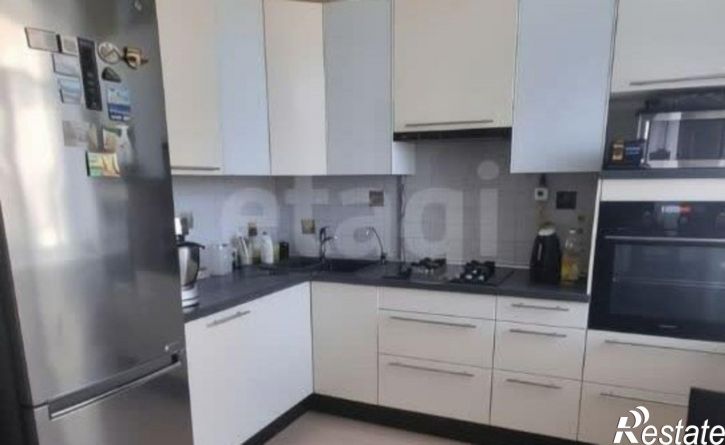 3-комн квартира Омск, улица Малунцева, 25
