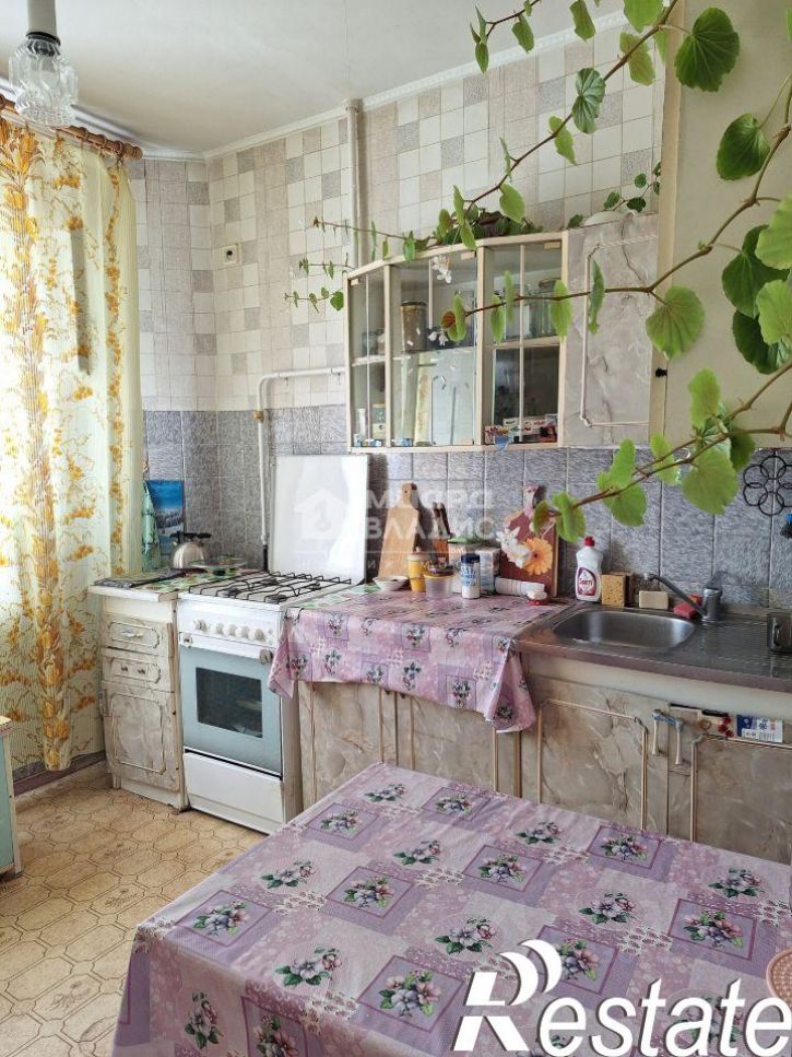 Комната улица Химиков, 14,  д. 14