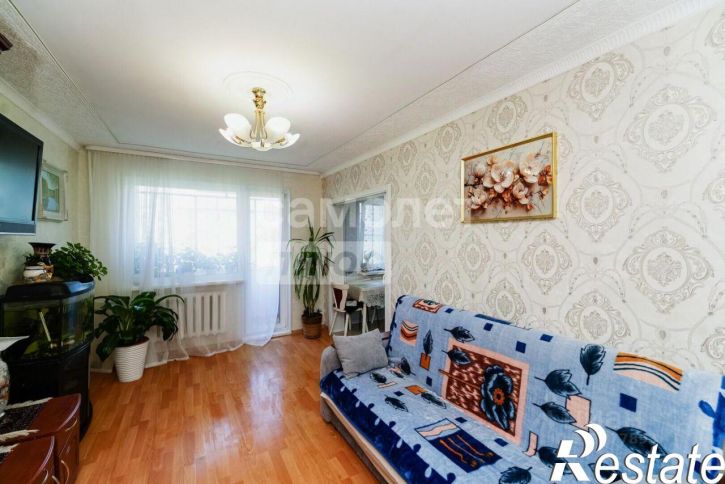 3-комн квартира улица Дианова, 7Б,  д. 7Б