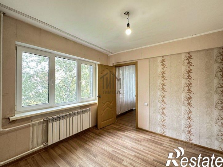 4-комн квартира улица Худенко, 1А,  д. 1А