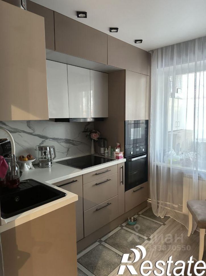 3-комн квартира улица 8 Марта, 57,  д. 57