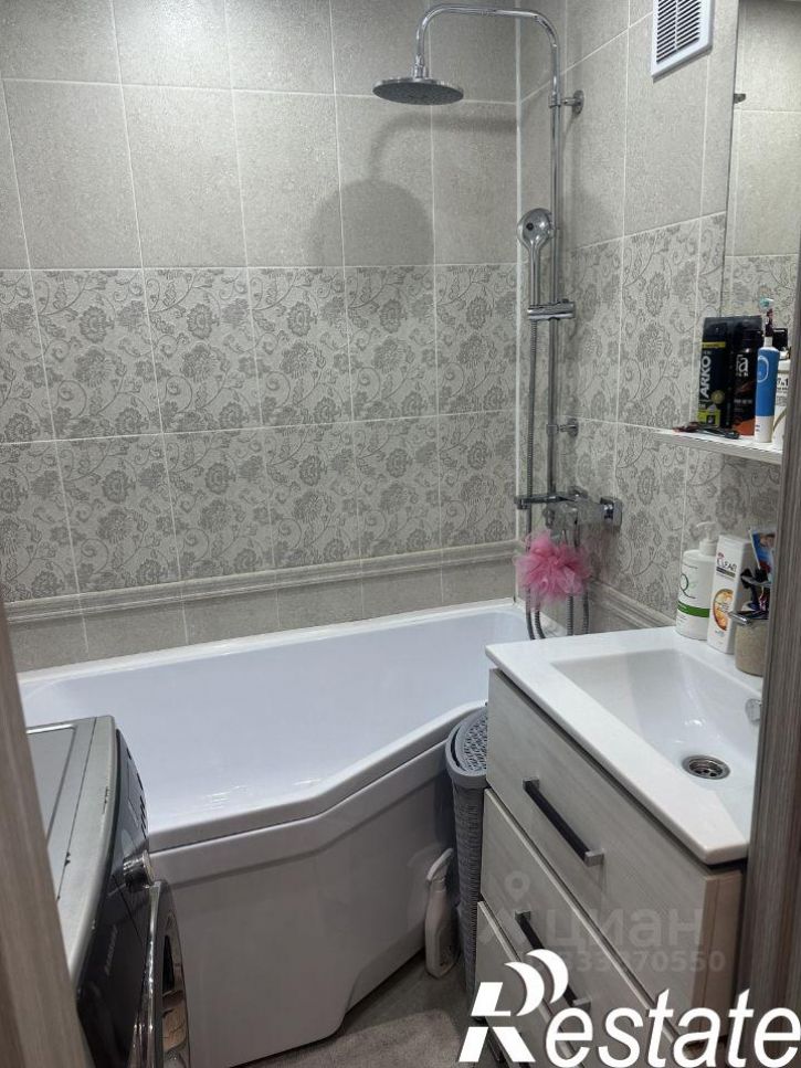 3-комн квартира улица 8 Марта, 57,  д. 57