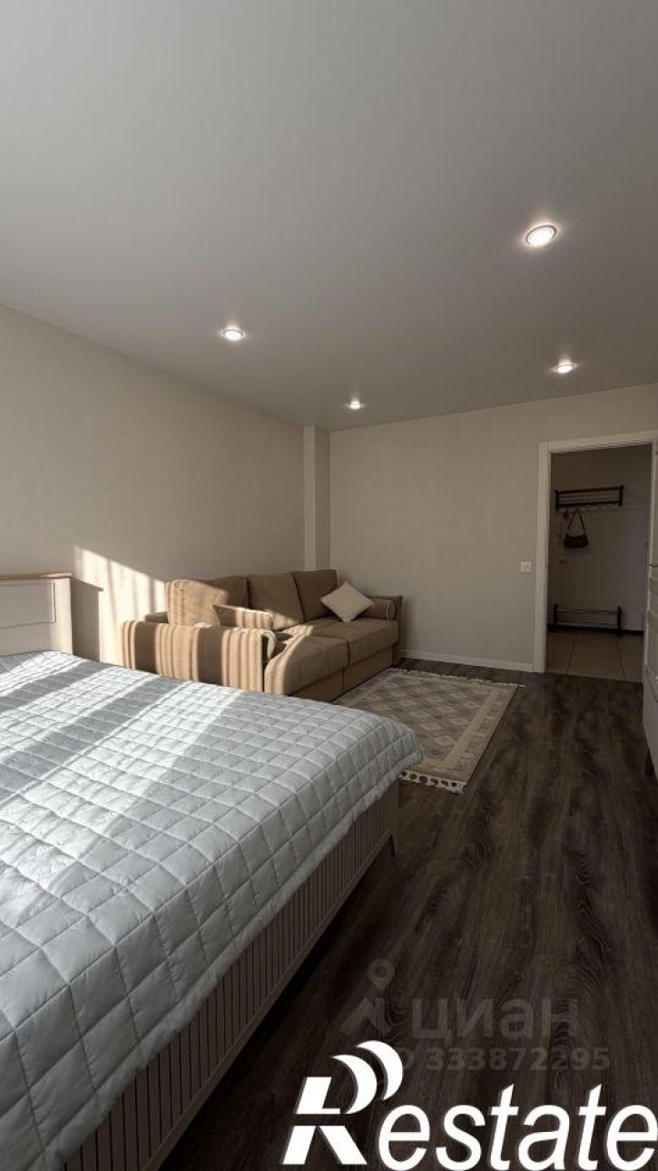 1-комн квартира проспект Комарова, 21 к1,  д. 21 к1
