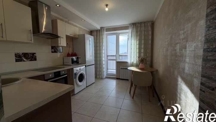 1-комн квартира проспект Комарова, 21 к1,  д. 21 к1