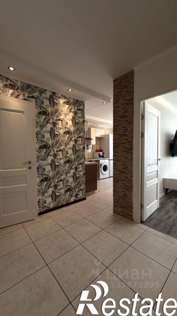 1-комн квартира проспект Комарова, 21 к1,  д. 21 к1