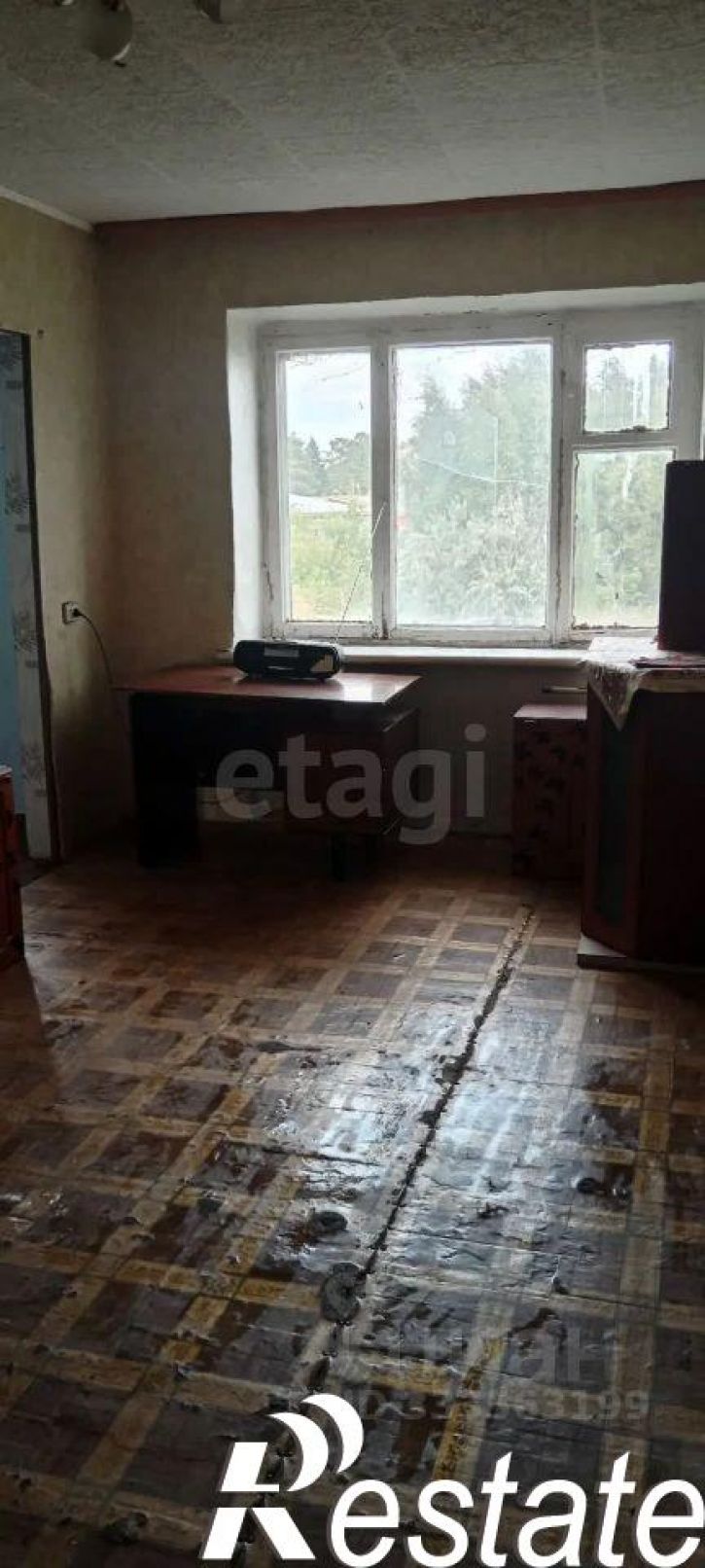 3-комн квартира ул Улыбина, 1,  д. 1
