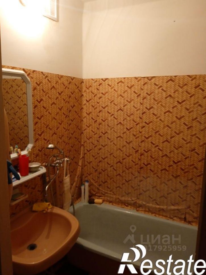 4-комн квартира Российская улица, 39,  д. 39