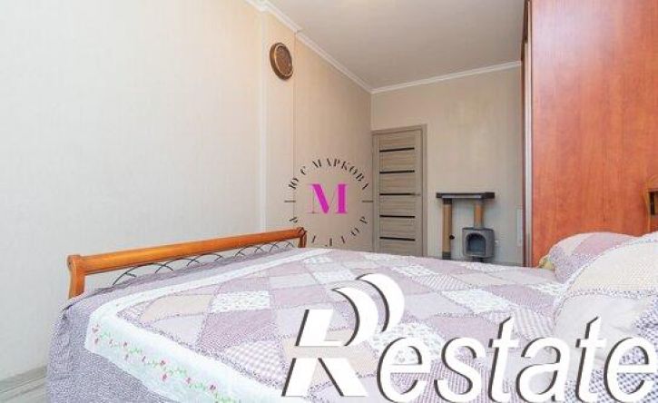 2-комн квартира проспект Комарова, 15,  д. 15