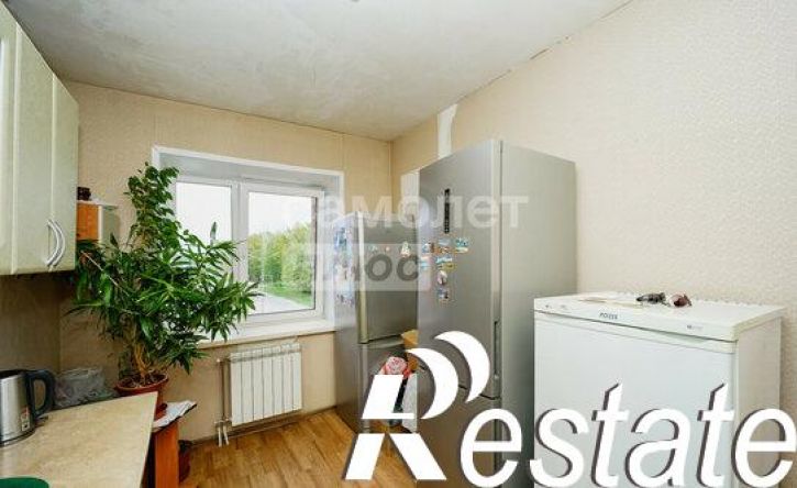 2-комн квартира улица Степанца, 3,  д. 3