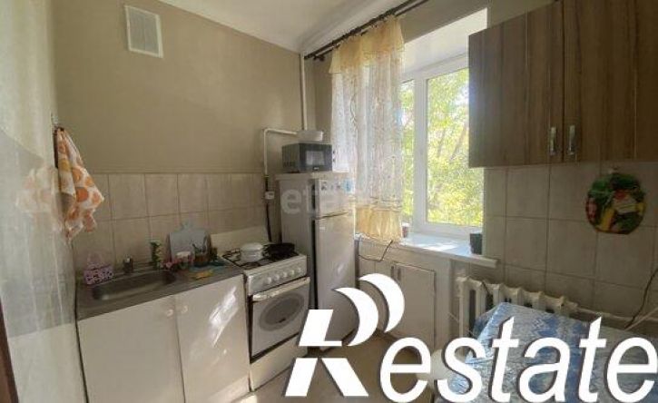 2-комн квартира улица 8-я Линия, 180А,  д. 180А