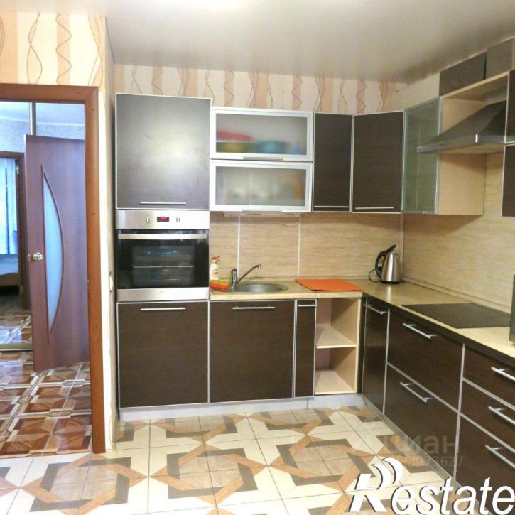 1-комн квартира проспект Комарова, 21 к2,  д. 21 к2