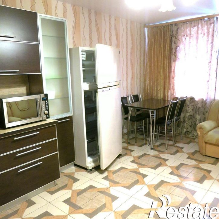 1-комн квартира проспект Комарова, 21 к2,  д. 21 к2