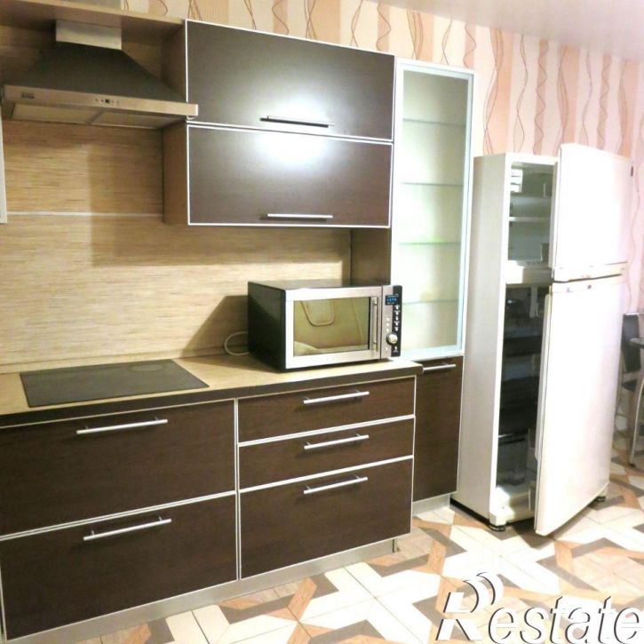 1-комн квартира проспект Комарова, 21 к2,  д. 21 к2